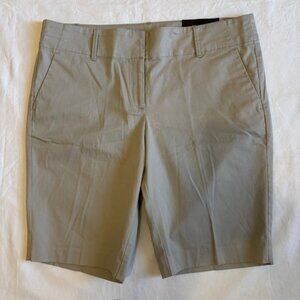 NWT Ann Taylor Khaki Modern Fit Boardwalk Short Women's Size 10